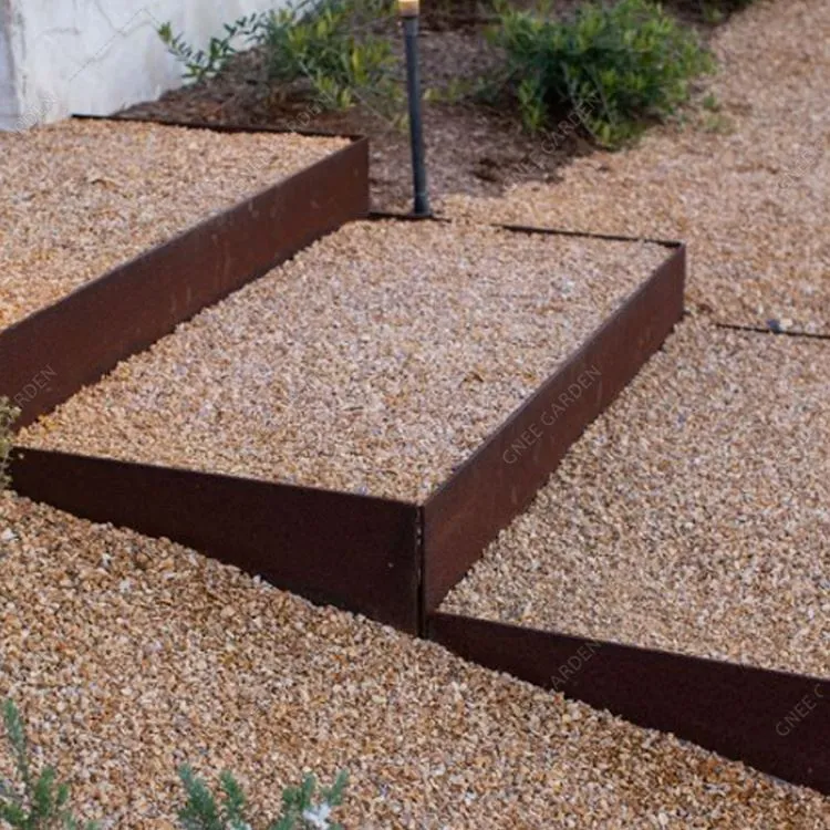 پله های باغ در فضای باز کورتن