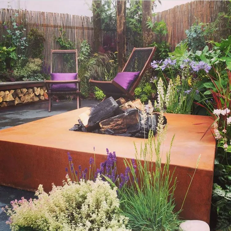 کاسه آتش نشانی کورتن