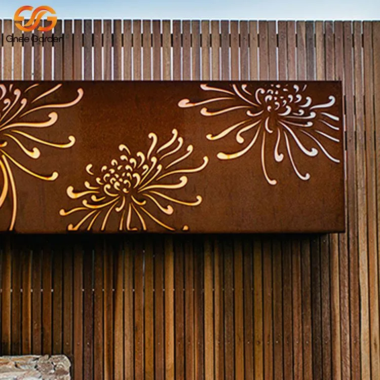 پرده های فلزی باغ