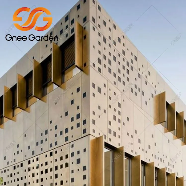 پانل های دیواری فلزی در فضای باز