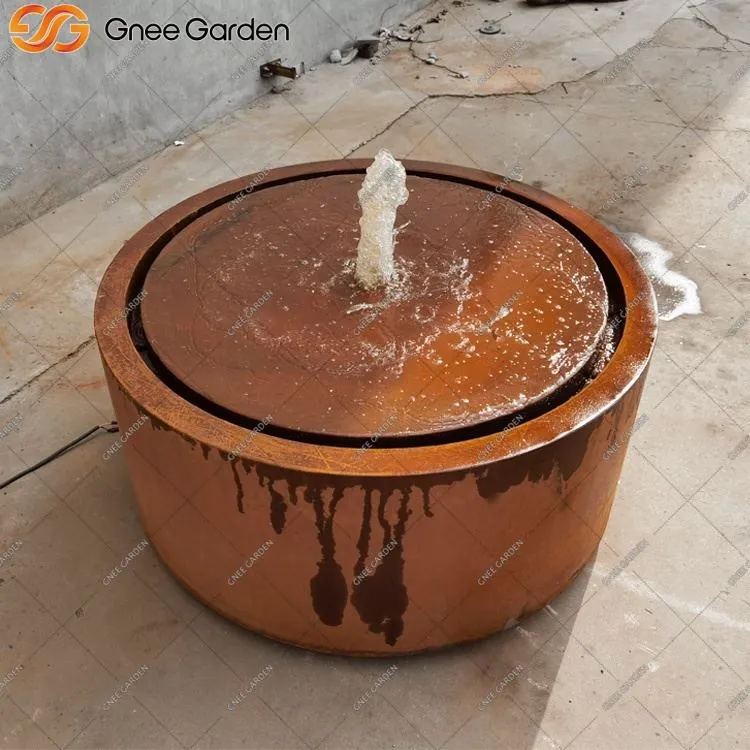 ویژگی آب کورتن در فضای باز با پمپ داخلی