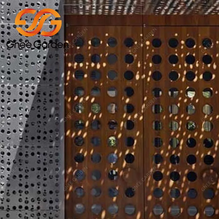 پانل های دیواری فلزی در فضای باز